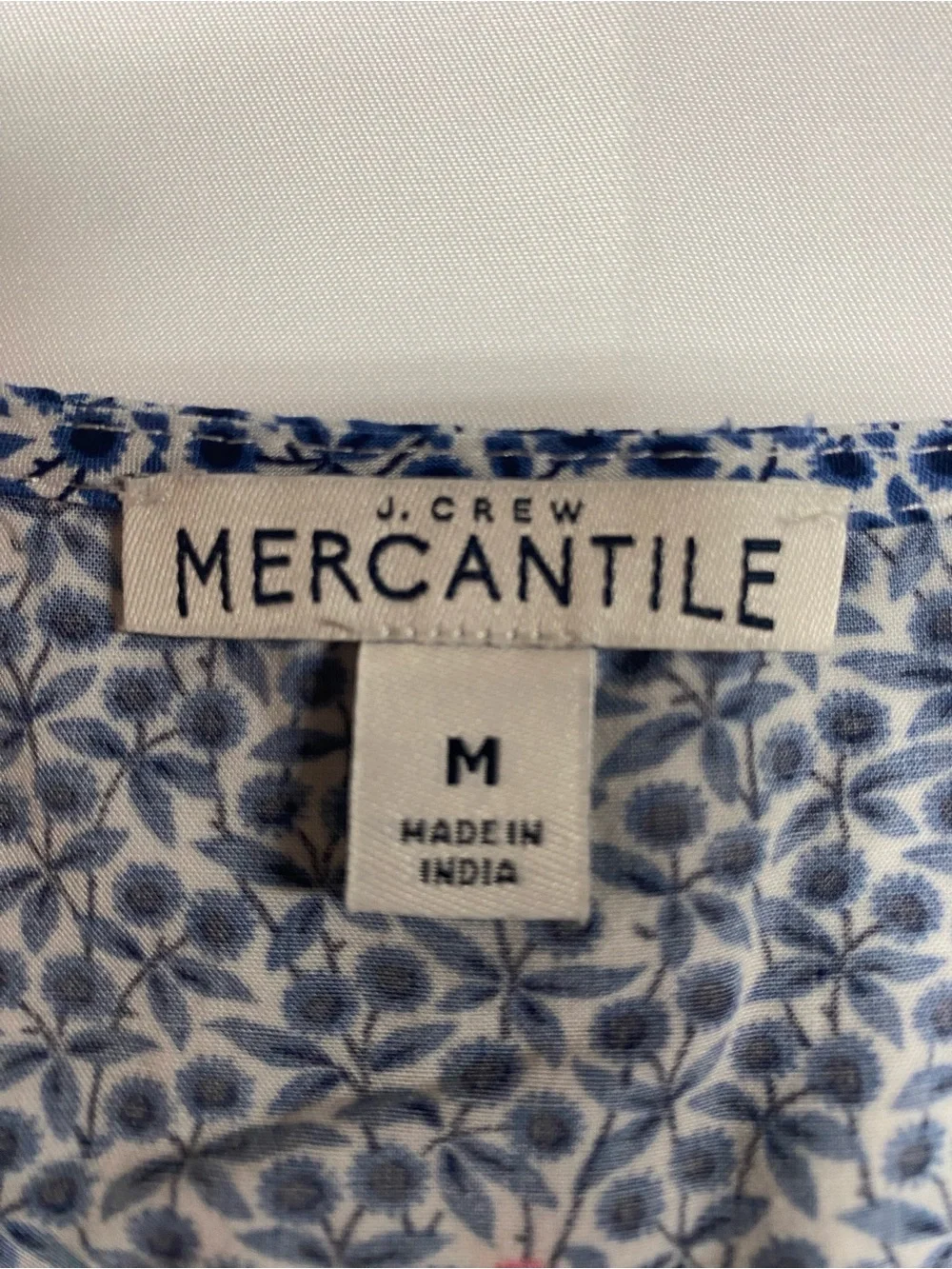 J. Crew Mercantile Blue Floral V-Neck Sleeveless Top Women’s Medium